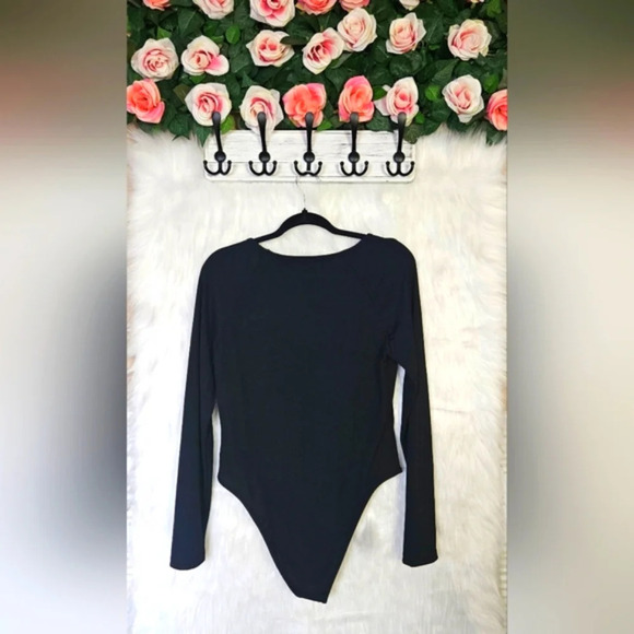 Shein Classic Black Longsleeve Bodysuit (NWOT) - Picture 3 of 6
